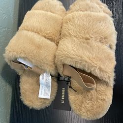 Fuzzy Sandals Forever 21 $15