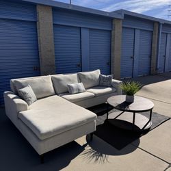 Light Beige Mid Century Modern Sectional Sofa with Left-Facing Chaise