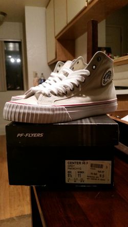 PF-FLYERS (Like New)