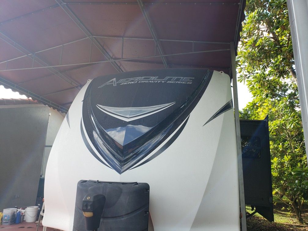 2016 Aerolite Trailer