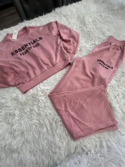 Essentials set
