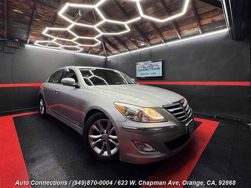 2013 Hyundai Genesis 3.8