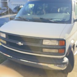 2000 Chevrolet Express