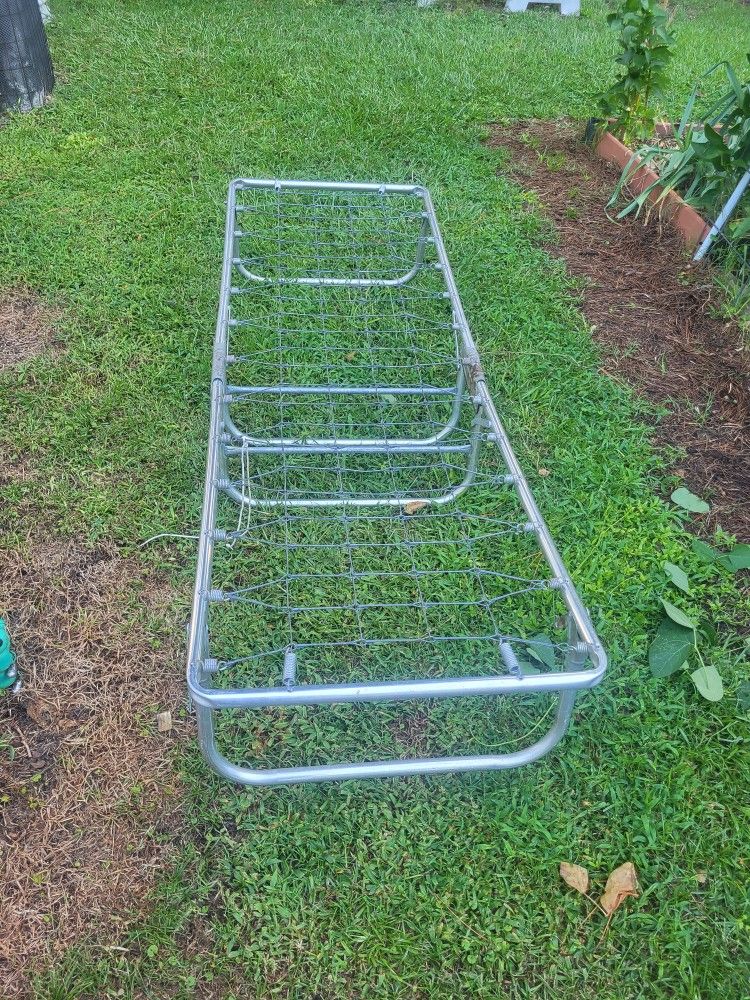 Folding Lightweight Aluminum Cot