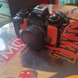 Nikonos -V Underwater Camera 35mm Lens