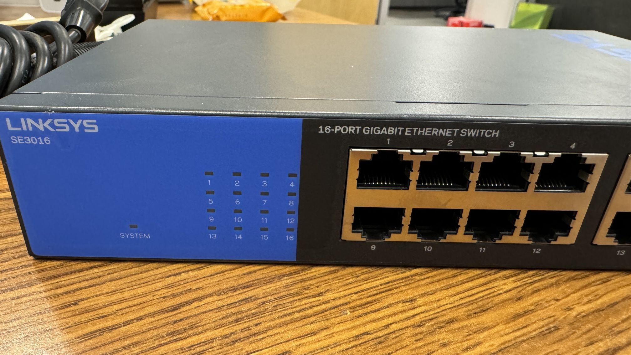 Linksys 16 Ports Gigabit Switch