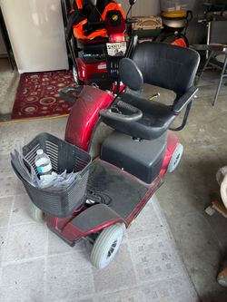 Mobility scooter