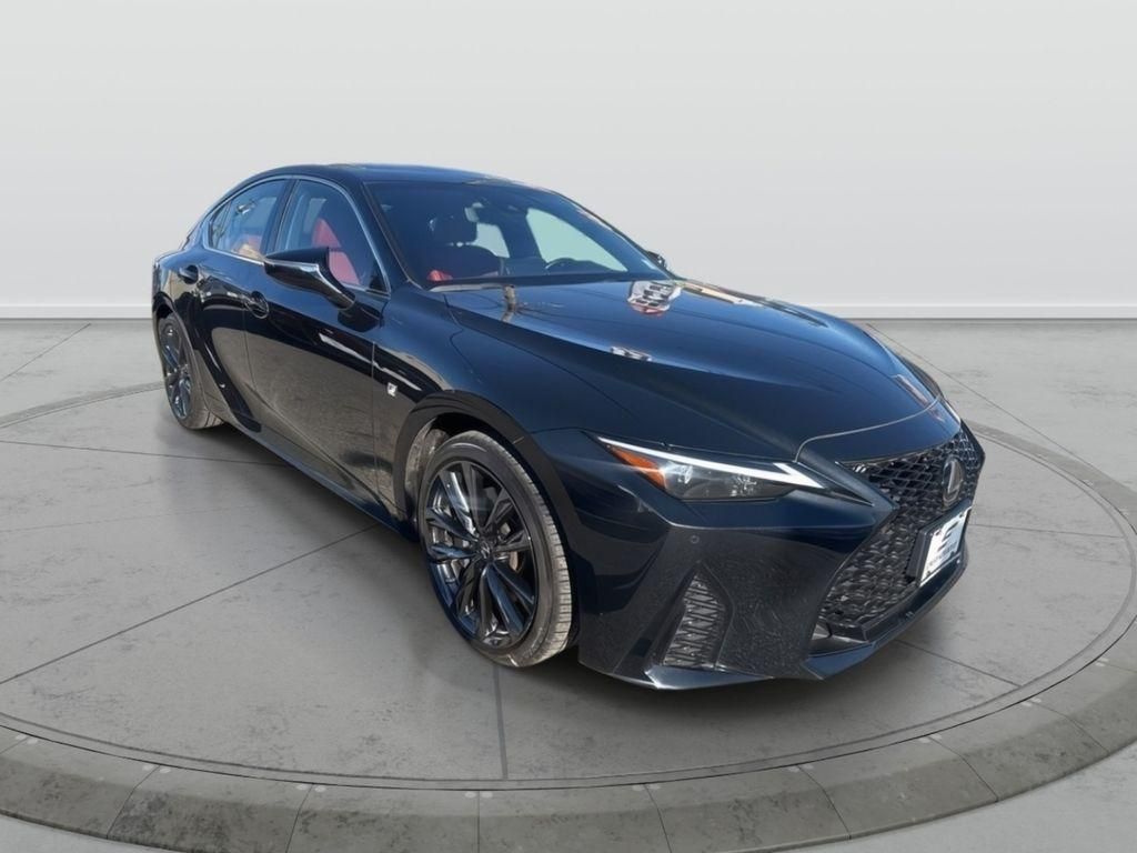 2022 Lexus Is