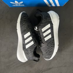 New Toddler Adidas Shoes 