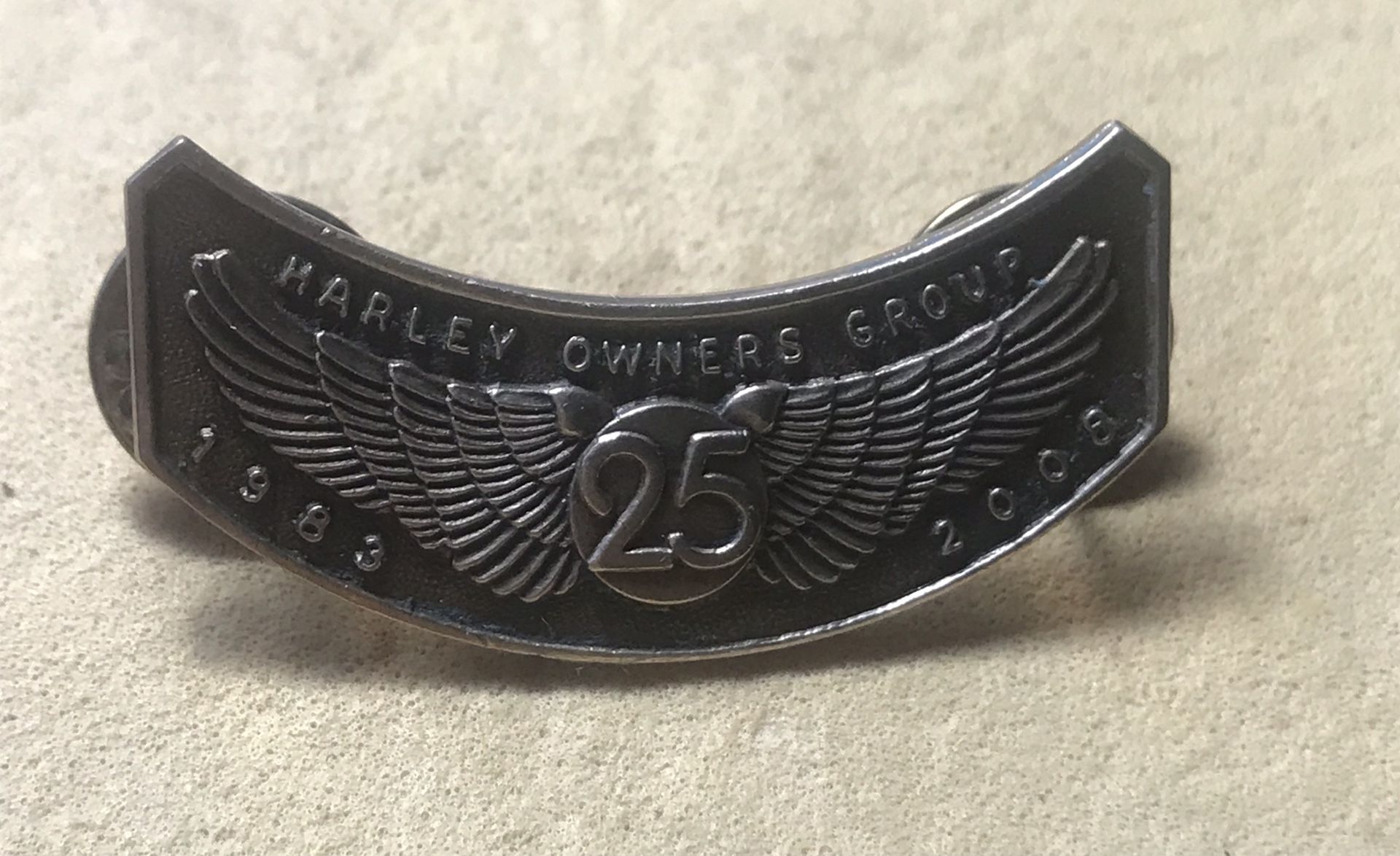 NICE Harley Davidson HOG Owners Group 1(contact info removed) 25 Years Lapel Hat Vest Pin