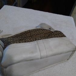 Coach Purse In Really good condition