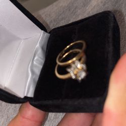 Women’s Gold Diamond Ring 10k Ct Diamonds