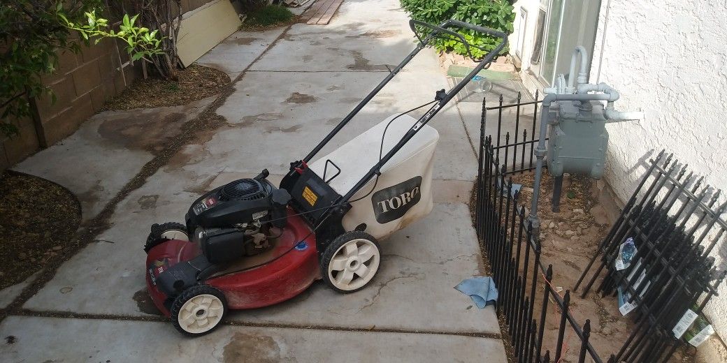Self-propelled Toro Lawn Mower