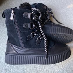 Pajar of Canada super warm boots Womens 10