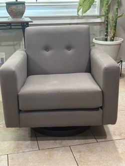 JOYBIRD Korver Swivel Chair
