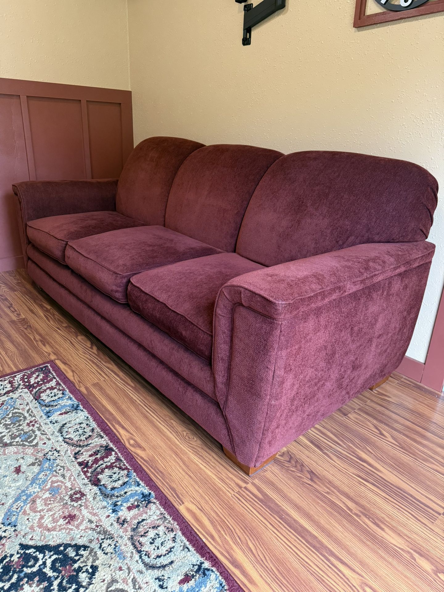 La-Z-Boy Couch Bed Hide A Bed