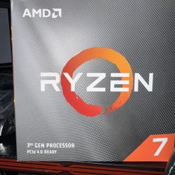 AMD RYZEN 7 3700X 