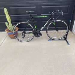 Men’s 24 Bike With Stand 