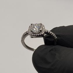 VVS1 Moissanite Engagement Ring - 1.0CT