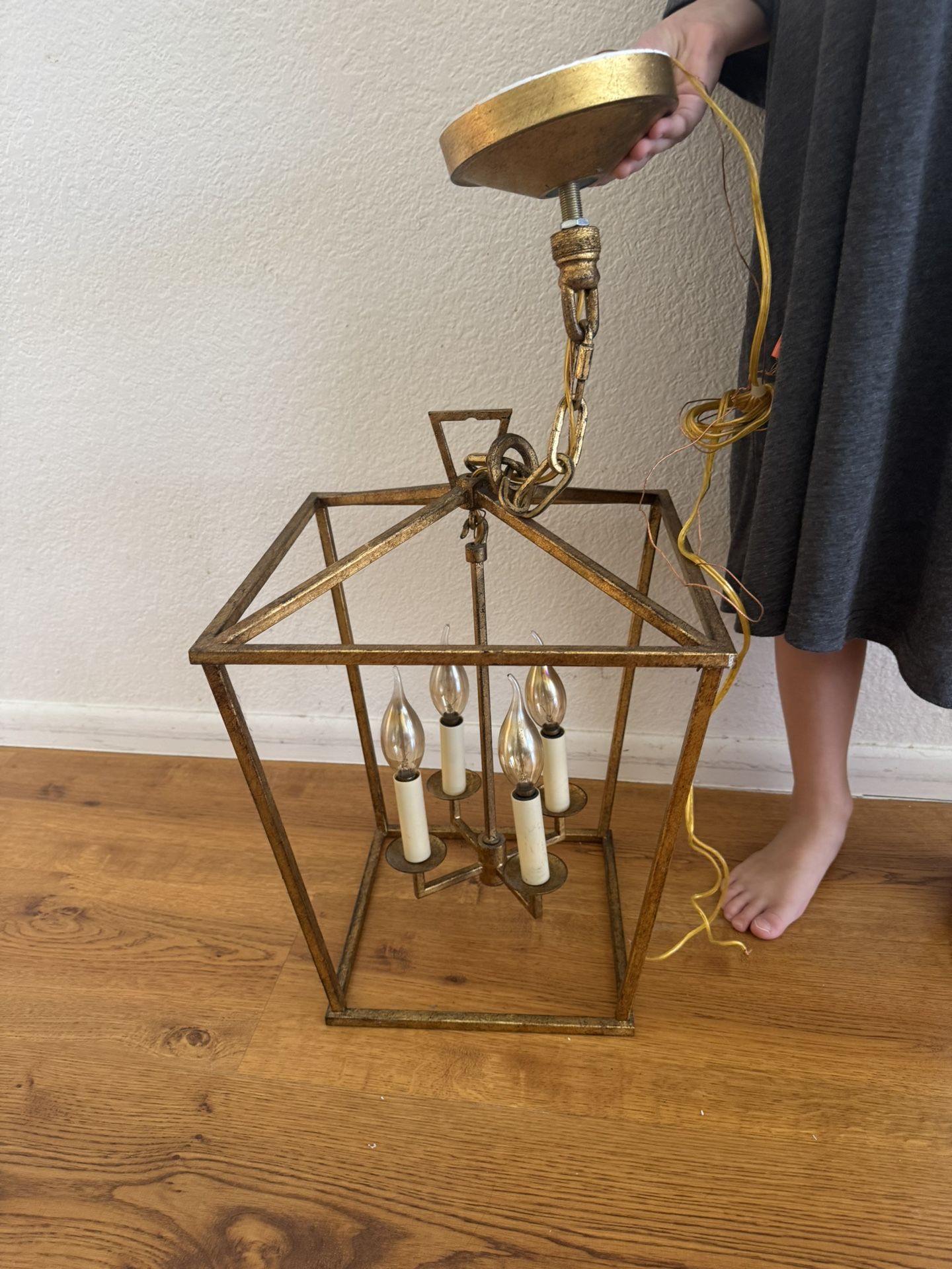 Vintage Gold Lantern-Style Chandelier - 4 Light