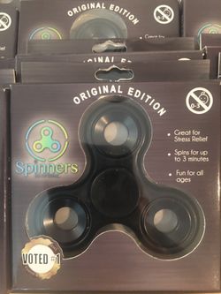 Spinners By I.N GLOBAL Plastic Finger Toy Fidget Spinner Stress Reducer (Black)