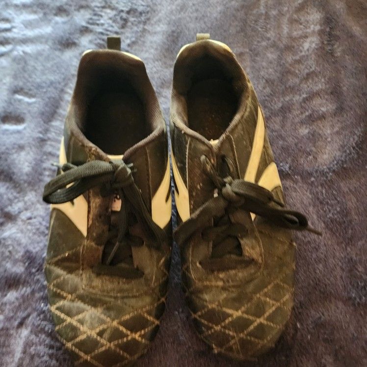 Starter Used Cleats