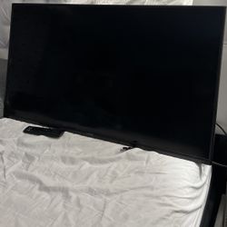 Tv 37  cristal Pulgadas  Con  base de Pared buenas Condiciones 