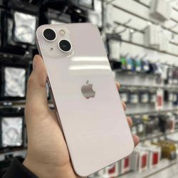 iPhone 13 128GB UNLOCKED 