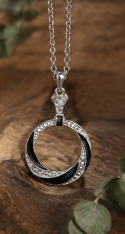 Beautiful Vintage Necklace