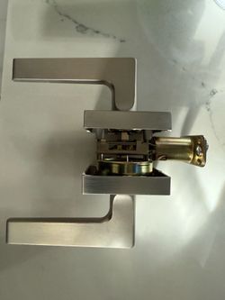 Closest lock- good condition
