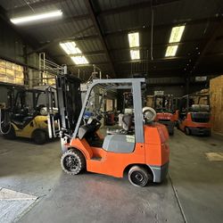 Forklifts Toyota