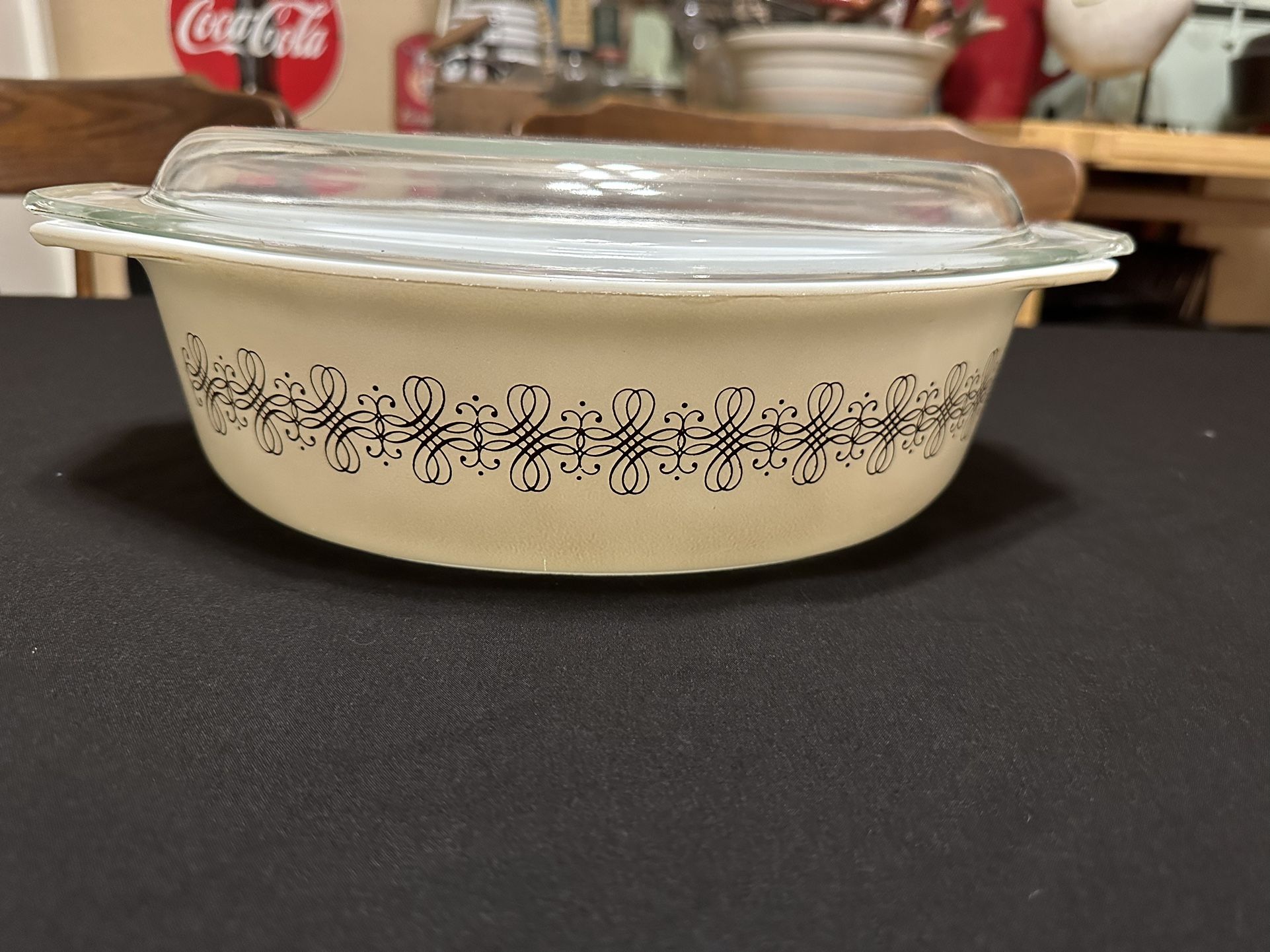 Vintage  Pyrex Empire  Scroll  “Filagree” # 045 Promotional  Casserole  Dish