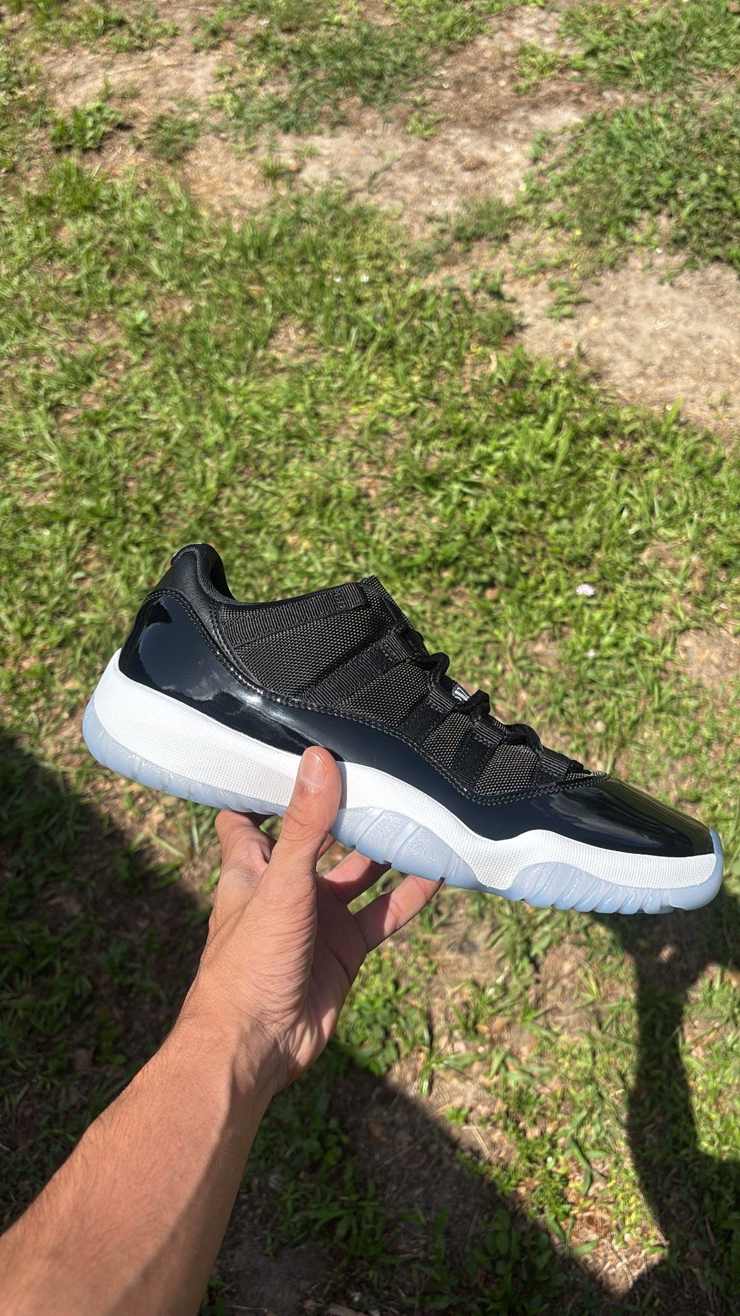 Jordan Retro 11 Space Jam Low Size 9 New No Box