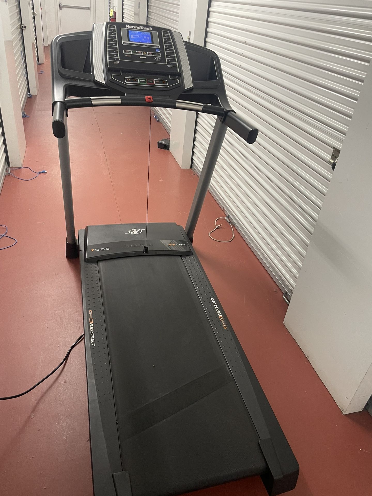 Nordic Track Treadmill T Series 6.5s, 2.6 CHP (ACCEPTING OFFERS)
