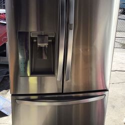 LG French Door Refrigerator 