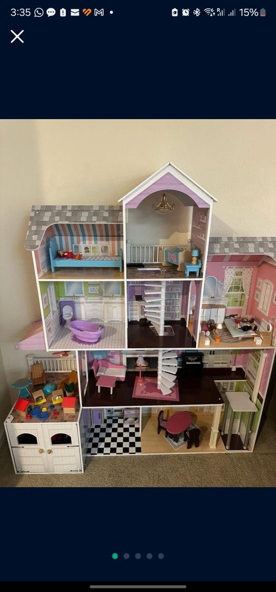 Kidkraft Doll House
