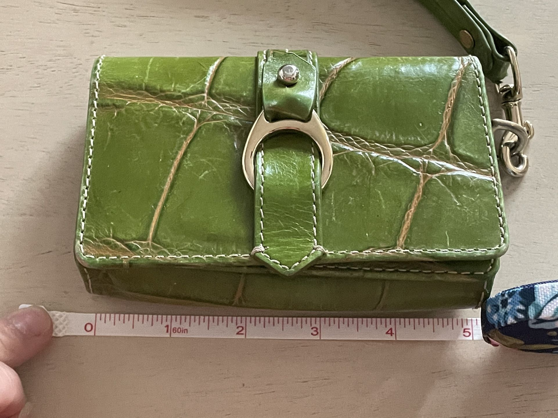 Vintage Green croc Dooney & Bourke Wristlet