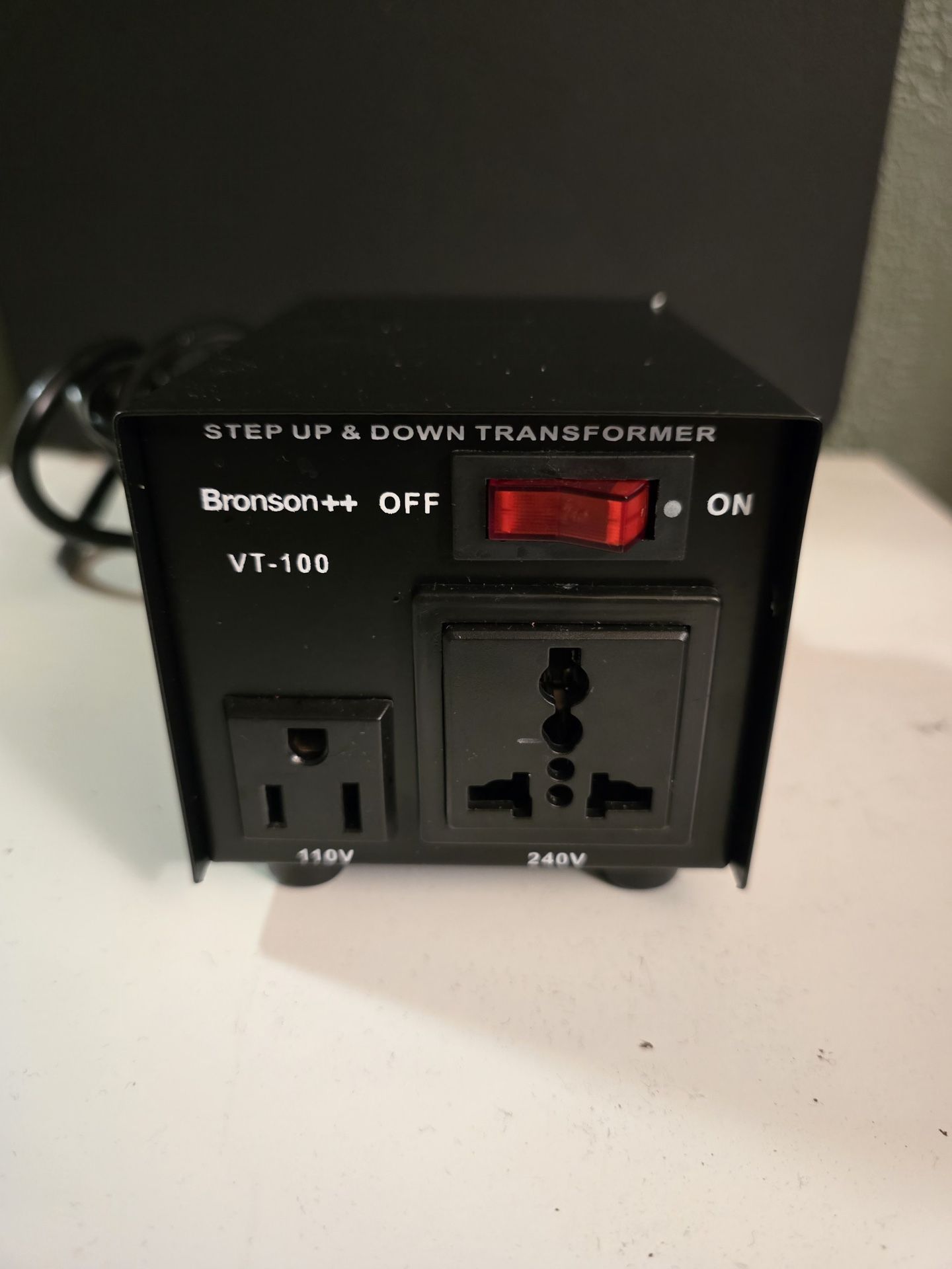 Bronson ++ Voltage Converter V-T 100 Price $40