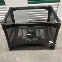 4 Moms Breeze Pack and Play playpen - missing the mattress. 38 x 26