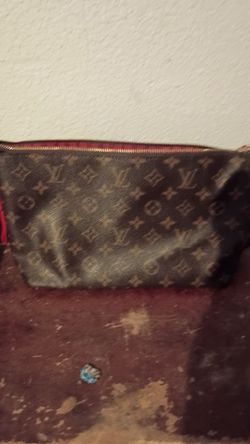 Louis Vuitton purse