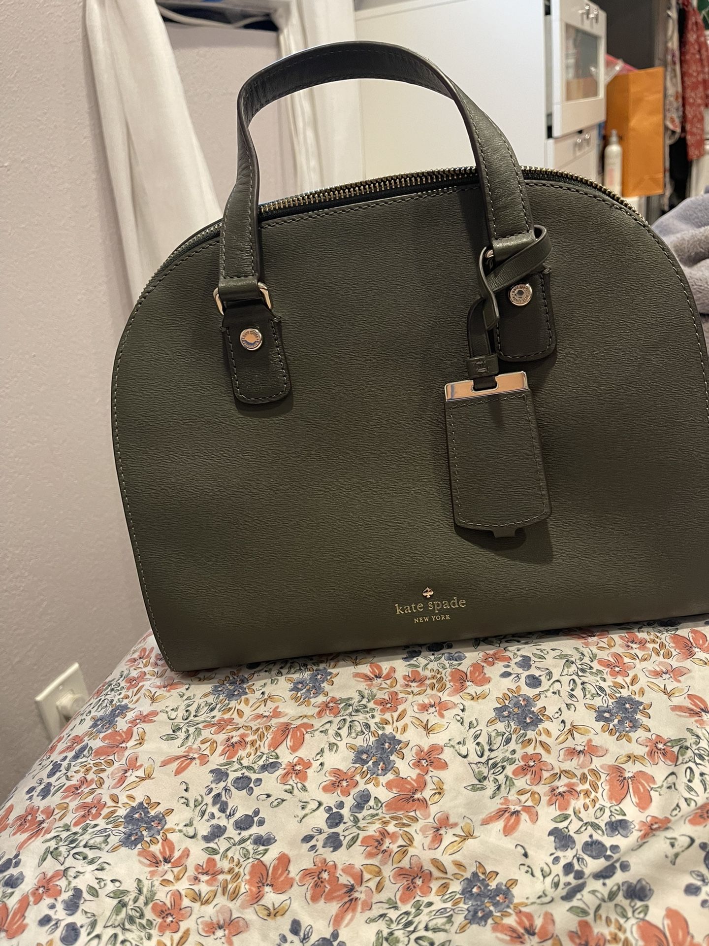 Green Kate Spade ♠️ Purse & Wallet
