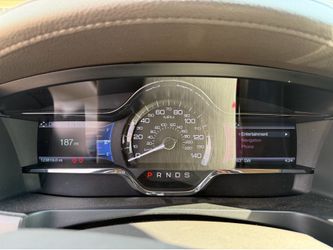 Lincoln MKS 2014  clean title