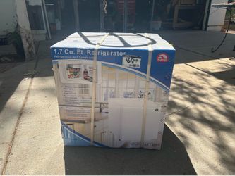 Mini refrigerator