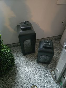 Porch lanterns set of 2 . 14 and 20 in height