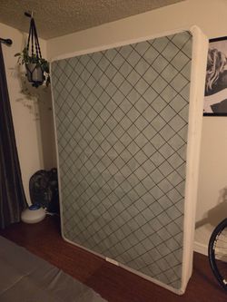 Full size box spring