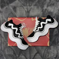 MSCHF Wavy Baby x Tyga 2022 Size 7