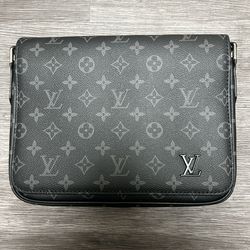 Louis Vuitton Messager Bag