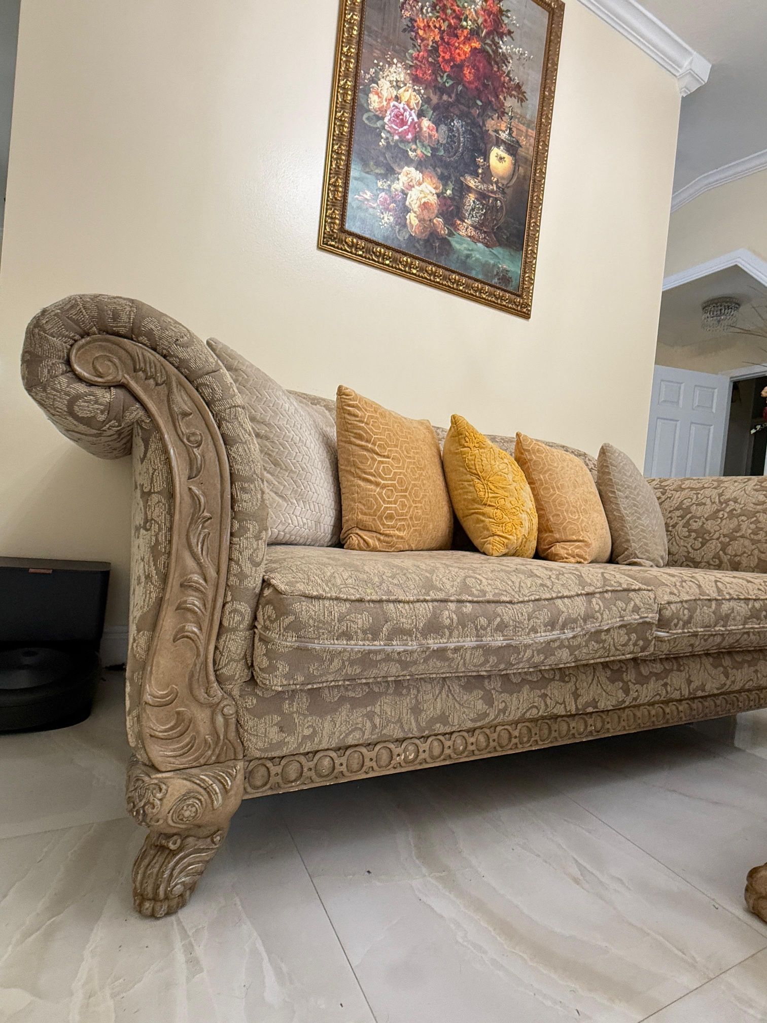 Sofa Set