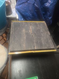 Tile cutter