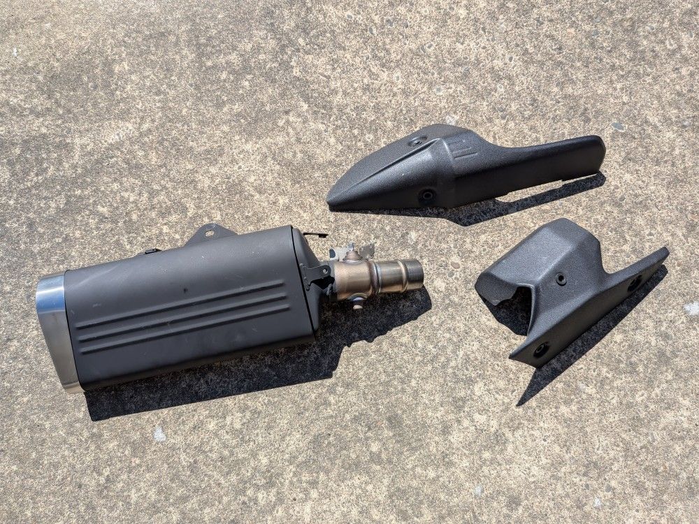 Kawasaki ZX-6R OEM Muffler And Exhaust Valve